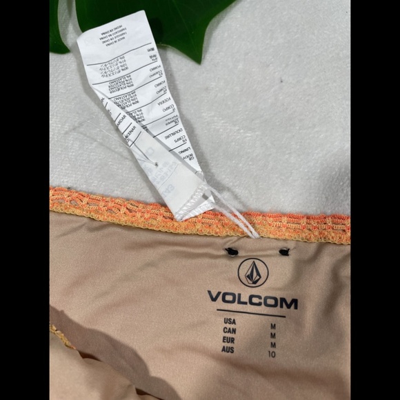 NEW Volcom Wildly Bare Crochet Bikini Bottom in Sparkler Orange‎ [ Medium ] - Picture 4 of 12